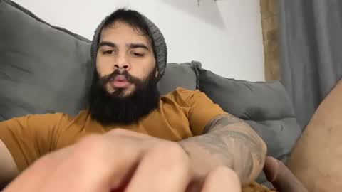 Snapshot of beardmax chatting on 22, 10, 2025 Min online show from 22, 10, 2025