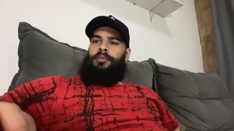 Snapshot of beardmax chatting on 20, 11, 2025 Min online show from 20, 11, 2025