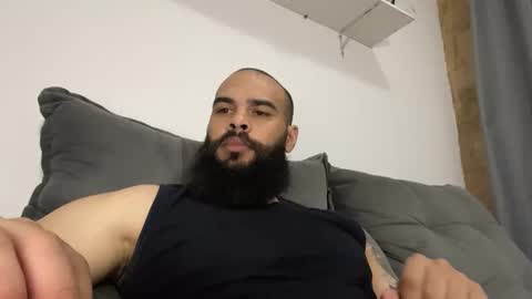 Snapshot of beardmax chatting on 5, 12, 2025 Min online show from 5, 12, 2025