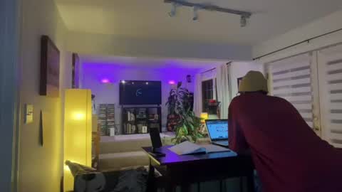 Snapshot of bearmeat4you chatting on 10, 8, 2026 bearmeat4you online show from 10, 8, 2026