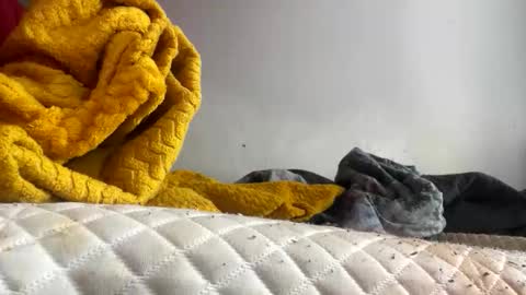 Snapshot of bearmoon820430 chatting on 16, 12, 2025 bearmoon820430 online show from 16, 12, 2025