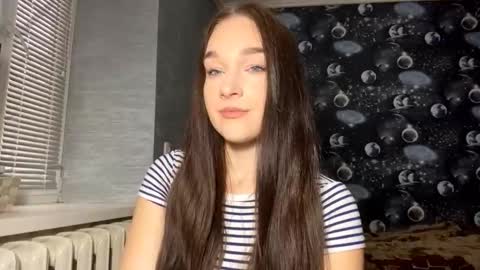 Snapshot of beatacardella chatting on 4, 12, 2025 Jasmine online show from 4, 12, 2025