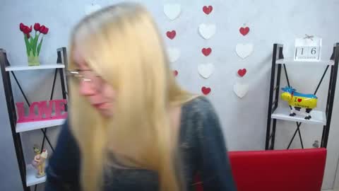 Snapshot of beatriceflyy chatting on 16, 12, 2024 BeatriceFlyy online show from 16, 12, 2024