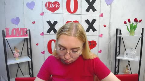 Snapshot of beatriceflyy chatting on 2, 2, 2025 BeatriceFlyy online show from 2, 2, 2025