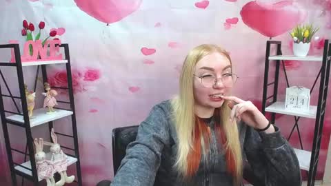 Snapshot of beatriceflyy chatting on 25, 4, 2026 BeatriceFlyy online show from 25, 4, 2026
