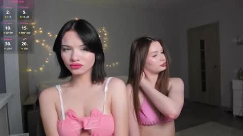 Snapshot of beatricemoonlight chatting on 4, 12, 2025 My name is Beatrice Like my broadcast pls 3 online show from 4, 12, 2025