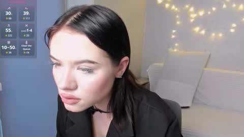 Snapshot of beatricemoonlight chatting on 14, 12, 2025 My name is Beatrice Like my broadcast pls 3 online show from 14, 12, 2025