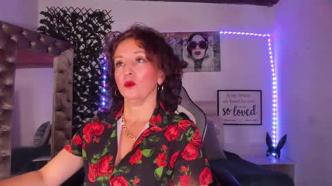 Snapshot of beatricez chatting on 12, 10, 2025 Chanel online show from 12, 10, 2025