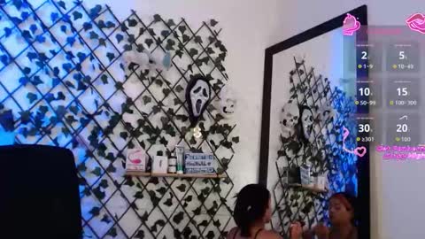 Snapshot of beautibellah chatting on 13, 11, 2025 beautibellah online show from 13, 11, 2025