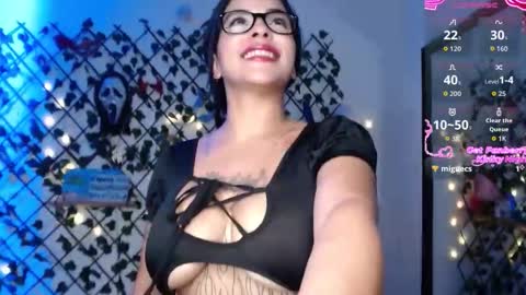 Snapshot of beautibellah chatting on 3, 12, 2025 beautibellah online show from 3, 12, 2025