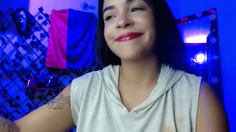 Snapshot of beautibellah chatting on 17, 12, 2025 beautibellah online show from 17, 12, 2025