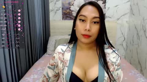 Snapshot of beautiful_woman_in_asia chatting on 24, 2, 2026 Im Kim and Im Single in real life online show from 24, 2, 2026
