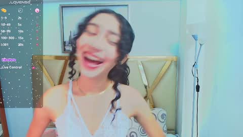 Snapshot of beautifulskinny18 chatting on 3, 1, 2025 Shalom online show from 3, 1, 2025