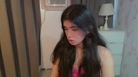 Snapshot of beautifultrixie chatting on 28, 4, 2026 TRIXIE online show from 28, 4, 2026