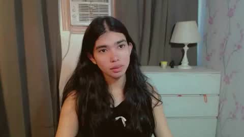 Snapshot of beautifultrixie chatting on 4, 5, 2026 TRIXIE online show from 4, 5, 2026