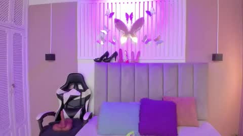 Chantall online show from 24, 2, 2026