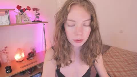 Eliise online show from 7, 10, 2025