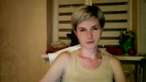 Snapshot of beautyksenia chatting on 7, 5, 2026 BeautyKsenia online show from 7, 5, 2026