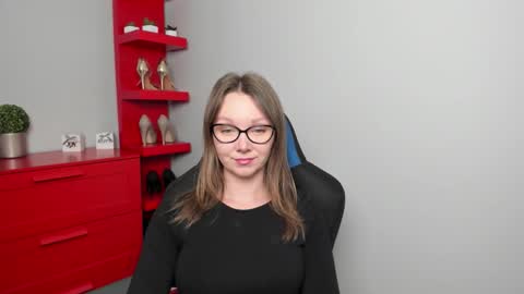 Snapshot of beautyzoexx chatting on 8, 10, 2025 Zoe online show from 8, 10, 2025