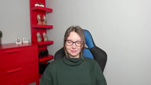 Snapshot of beautyzoexx chatting on 12, 11, 2025 Zoe online show from 12, 11, 2025