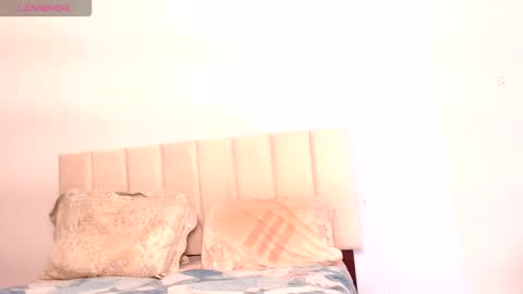 Jennifer online show from 19, 2, 2025