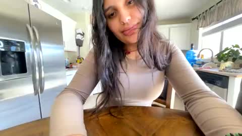 Angelique online show from 25, 10, 2025
