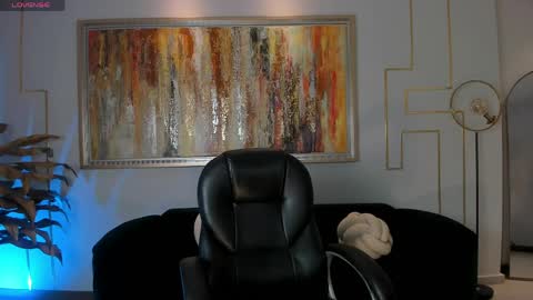 Am Becca online show from 12, 4, 2026