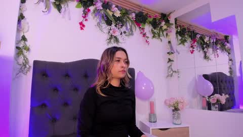 Snapshot of beccamilanni chatting on 25, 1, 2025 beccamilanni online show from 25, 1, 2025