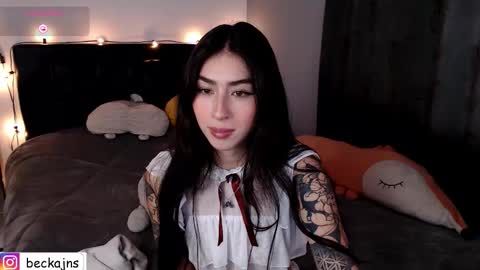 Snapshot of beck__jones chatting on 20, 12, 2025 Marzhie online show from 20, 12, 2025