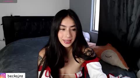 Snapshot of beck__jones chatting on 10, 1, 2026 Marzhie online show from 10, 1, 2026