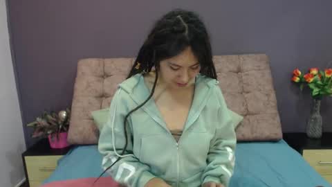 Snapshot of becky__huston chatting on 1, 10, 2025 Becky online show from 1, 10, 2025