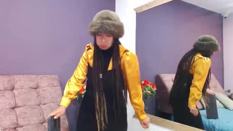 Snapshot of becky__huston chatting on 7, 10, 2025 Becky online show from 7, 10, 2025