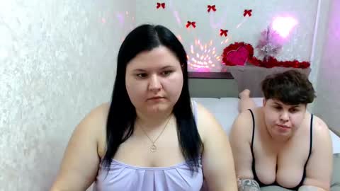 Snapshot of beckyandellen chatting on 26, 12, 2024 BeckyAndEllen online show from 26, 12, 2024
