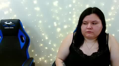 BeckyAndEllen online show from 18, 12, 2025