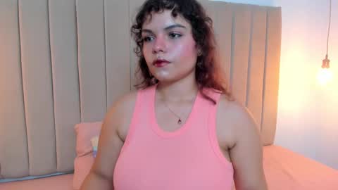 Snapshot of beckybeaumont chatting on 14, 2, 2025 BEKY online show from 14, 2, 2025