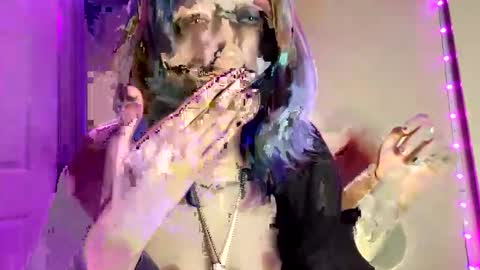 Snapshot of beckytheclown chatting on 12, 3, 2025 Beckytheclown online show from 12, 3, 2025