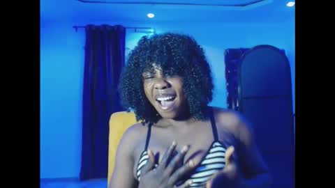 bee_baby1 online show from 6, 11, 2025