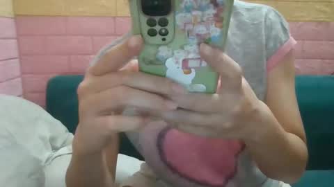 beebaby_xx online show from 11, 10, 2025