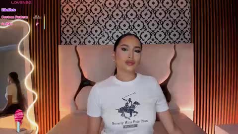 Snapshot of beella_tay1 chatting on 5, 2, 2026 BELLA online show from 5, 2, 2026