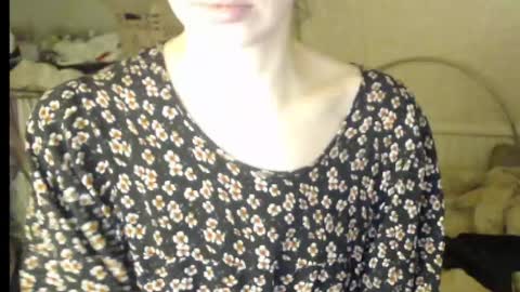 Snapshot of beettydream chatting on 25, 2, 2025 BeettyDream online show from 25, 2, 2025