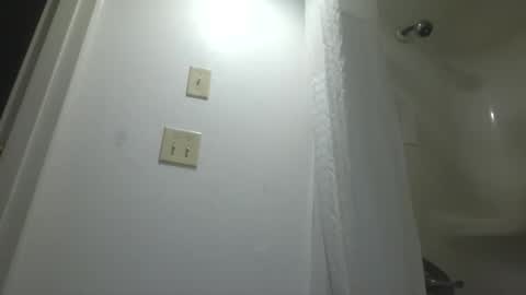 Snapshot of begme88 chatting on 8, 10, 2025 begme88 online show from 8, 10, 2025