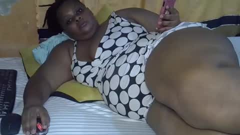 Snapshot of bekky_darling chatting on 13, 12, 2025 bekky_darling online show from 13, 12, 2025