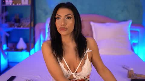 BellaJonnes online show from 17, 3, 2026