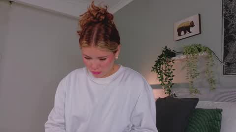 Snapshot of belamiller chatting on 16, 10, 2025 BELA online show from 16, 10, 2025