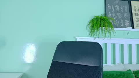 Snapshot of belamiller chatting on 22, 10, 2025 BELA online show from 22, 10, 2025