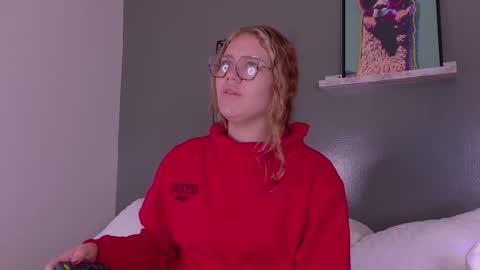 Snapshot of belamiller chatting on 27, 10, 2025 BELA online show from 27, 10, 2025