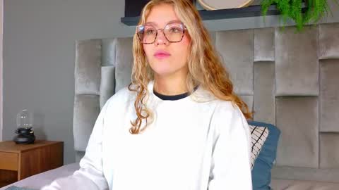 Snapshot of belamiller chatting on 8, 11, 2025 BELA online show from 8, 11, 2025