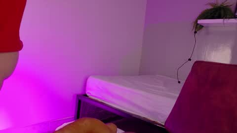 Snapshot of belamiller chatting on 5, 12, 2025 BELA online show from 5, 12, 2025