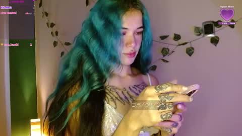 Snapshot of bell_art chatting on 25, 9, 2025 online show from 25, 9, 2025