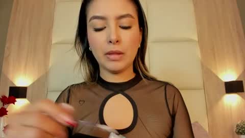 Snapshot of bella1207 chatting on 12, 7, 2026 Bella cam online show from 12, 7, 2026